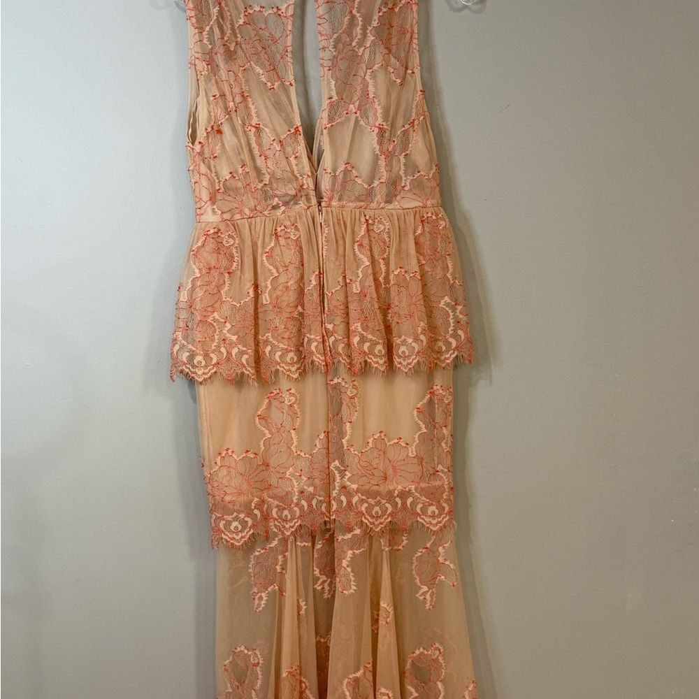 Alice McCall Peach and Coral Lace Dress tiered v-neck luxurious cinching - Picture 7 of 11